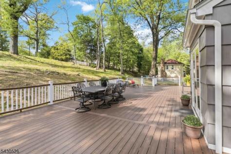 66 Hillcrest Avenue Morris NJ 07960