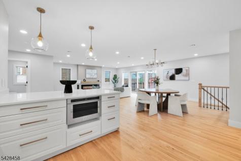 448 Fern Avenue Lyndhurst NJ 07071