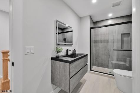 448 Fern Avenue Lyndhurst NJ 07071