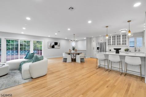 448 Fern Avenue Lyndhurst NJ 07071