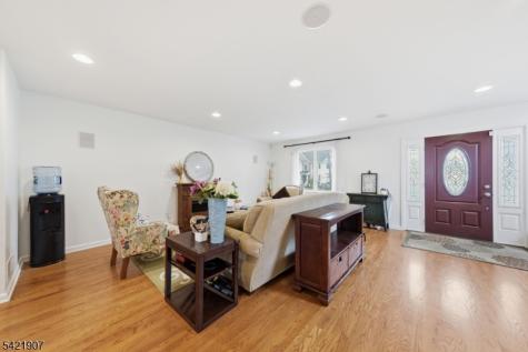 122 Kipling Avenue Springfield NJ 07081