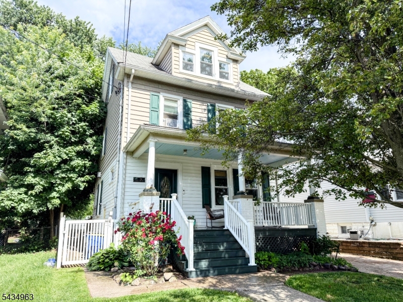 26 Davey Street Bloomfield NJ 07003