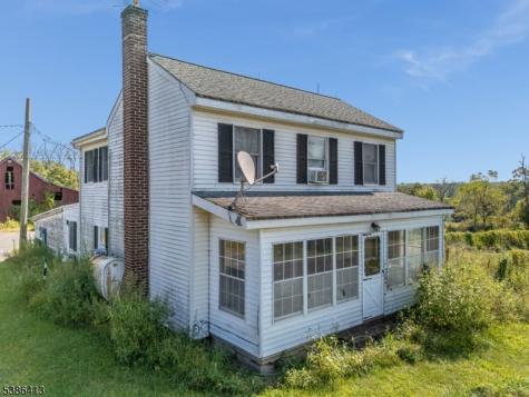 16 Hewitt Road Delaware NJ 08559