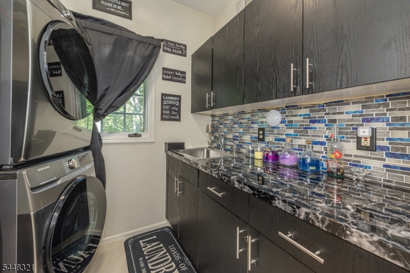 11 Rosewood Lane Denville NJ 07834