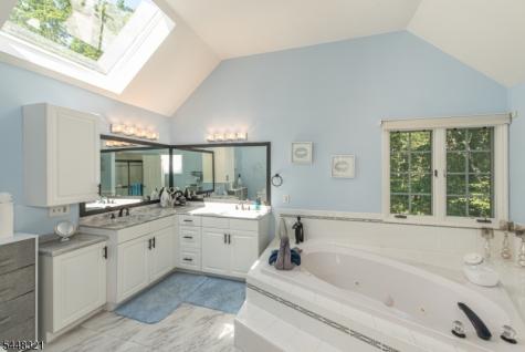 11 Rosewood Lane Denville NJ 07834