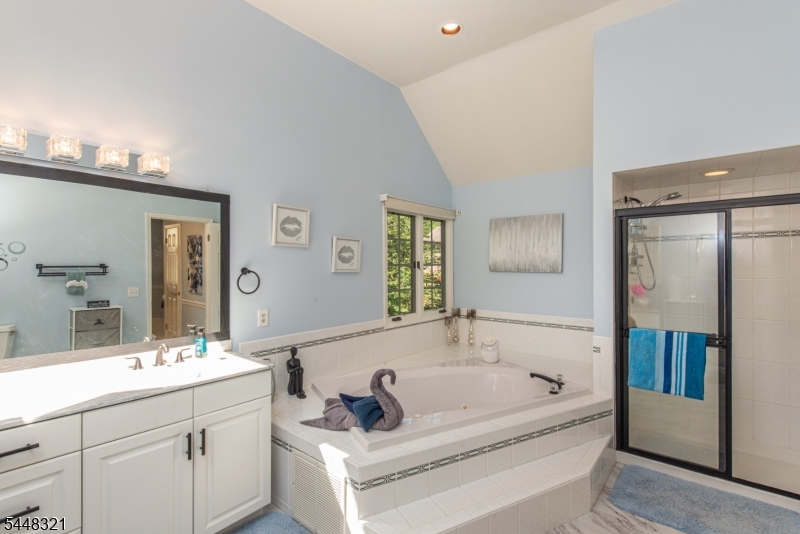 11 Rosewood Lane Denville NJ 07834