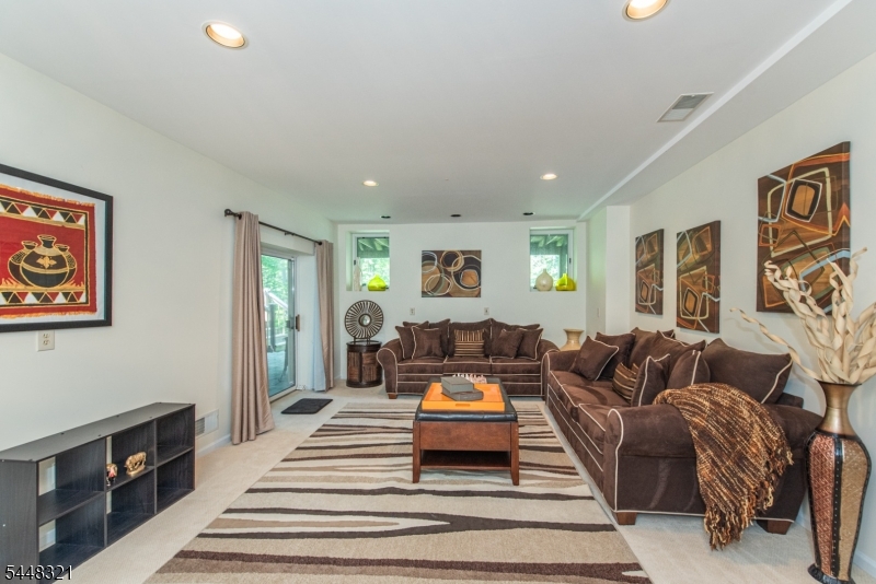 11 Rosewood Lane Denville NJ 07834