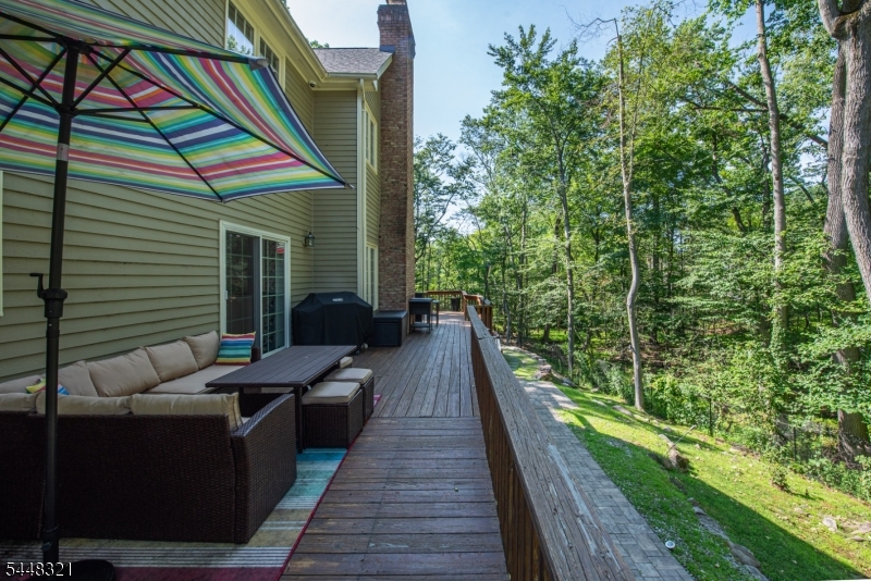11 Rosewood Lane Denville NJ 07834