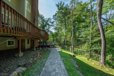 11 Rosewood Lane Denville NJ 07834