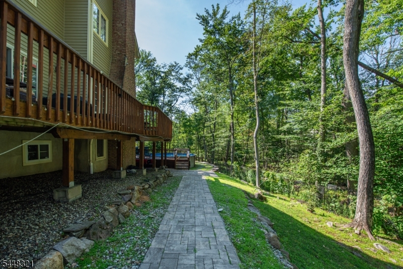 11 Rosewood Lane Denville NJ 07834