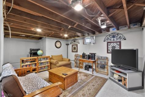 633 Palmer Avenue Maywood NJ 07607