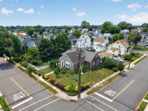 633 Palmer Avenue Maywood NJ 07607
