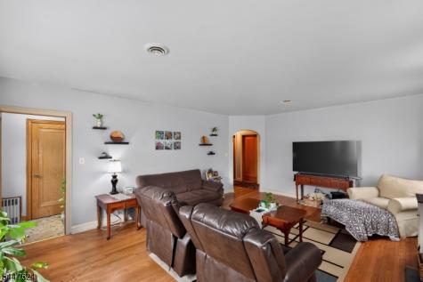 633 Palmer Avenue Maywood NJ 07607
