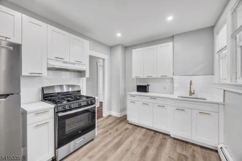 425 Mercer Avenue Roselle NJ 07203