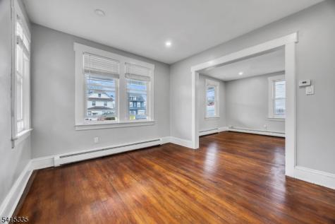 425 Mercer Avenue Roselle NJ 07203