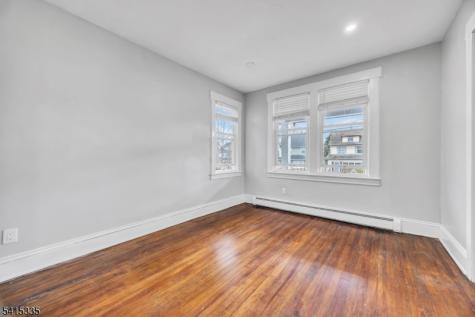 425 Mercer Avenue Roselle NJ 07203