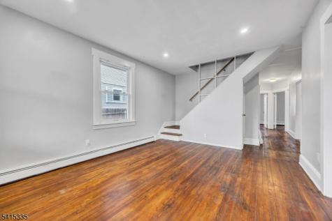 425 Mercer Avenue Roselle NJ 07203