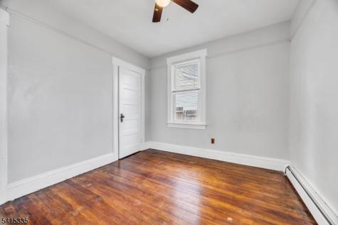 425 Mercer Avenue Roselle NJ 07203