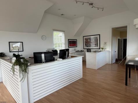 2 Chilton Road Chester NJ 07930