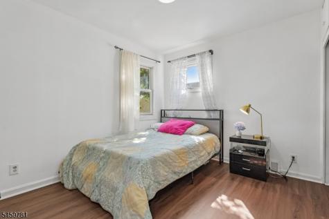 22 Sturgis Road Edison NJ 08817