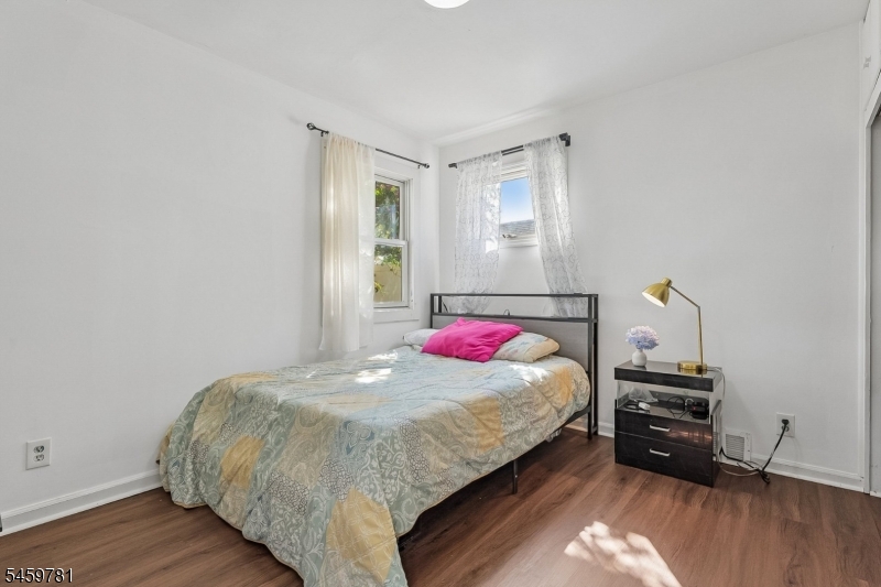 22 Sturgis Road Edison NJ 08817