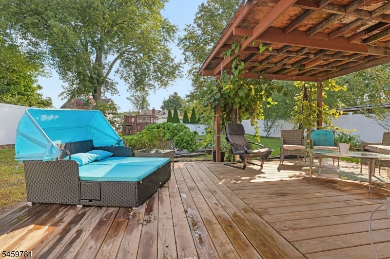 22 Sturgis Road Edison NJ 08817