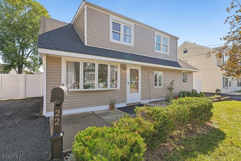 22 Sturgis Road Edison NJ 08817