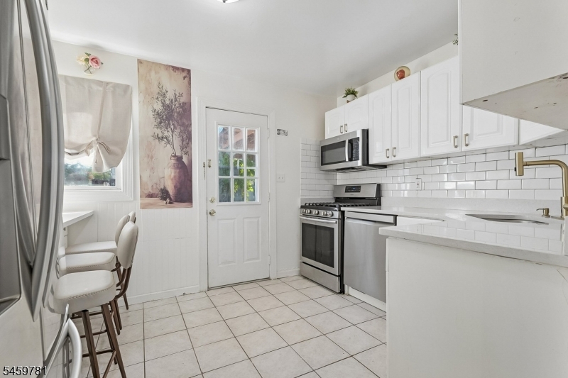 22 Sturgis Road Edison NJ 08817