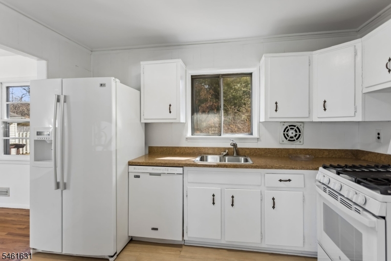 39 Gage Road East Brunswick NJ 08816