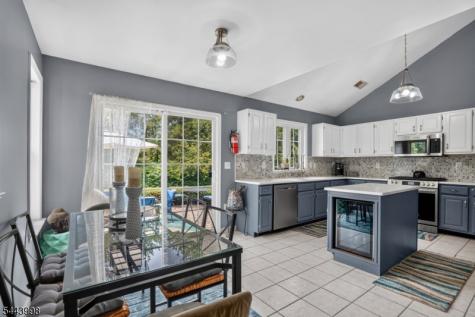 33 Summit Road Green NJ 07821