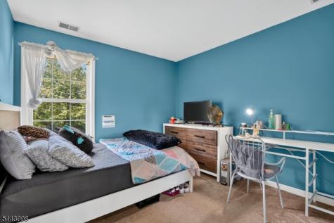 33 Summit Road Green NJ 07821