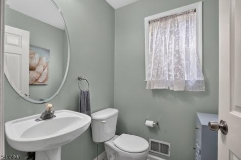33 Summit Road Green NJ 07821