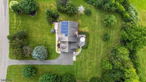 33 Summit Road Green NJ 07821