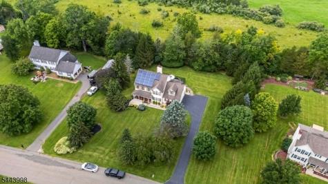 33 Summit Road Green NJ 07821