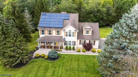 33 Summit Road Green NJ 07821