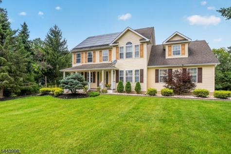 33 Summit Road Green NJ 07821