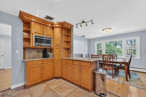 271 E Mount Pleasant Avenue Livingston NJ 07039