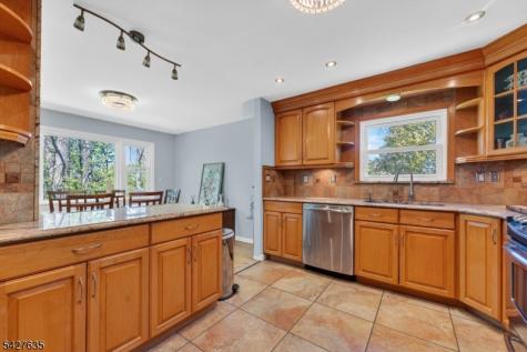 271 E Mount Pleasant Avenue Livingston NJ 07039