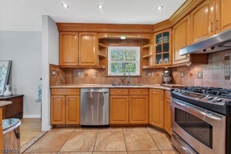271 E Mount Pleasant Avenue Livingston NJ 07039