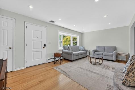 271 E Mount Pleasant Avenue Livingston NJ 07039