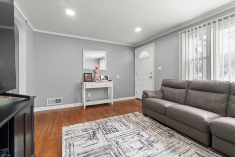 429 1ST Street Middlesex NJ 08846