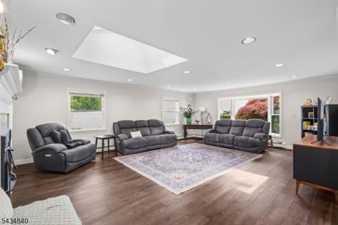 70 Lennon Place Clifton NJ 07013