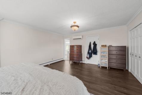 70 Lennon Place Clifton NJ 07013