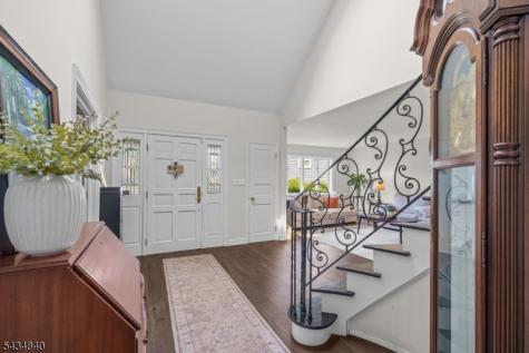 70 Lennon Place Clifton NJ 07013