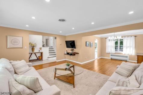 31 Monhegan Avenue Wayne NJ 07470