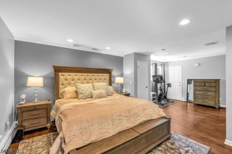31 Monhegan Avenue Wayne NJ 07470