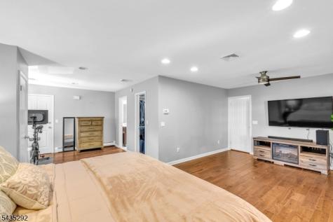 31 Monhegan Avenue Wayne NJ 07470