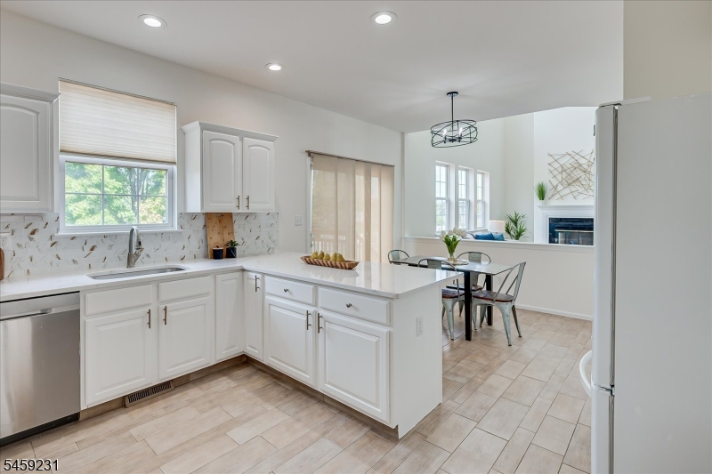 4 Avery Court Bridgewater NJ 08807