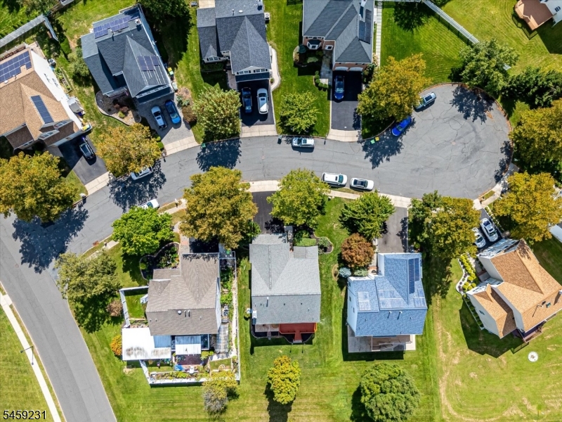 4 Avery Court Bridgewater NJ 08807