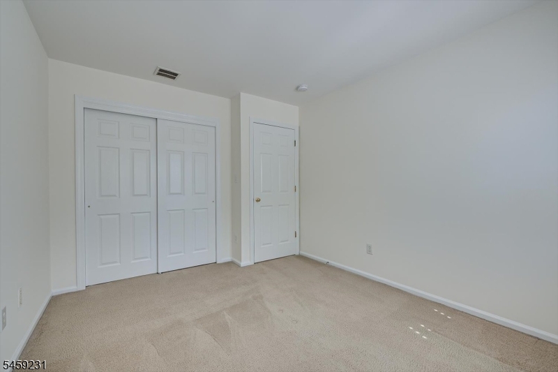 4 Avery Court Bridgewater NJ 08807